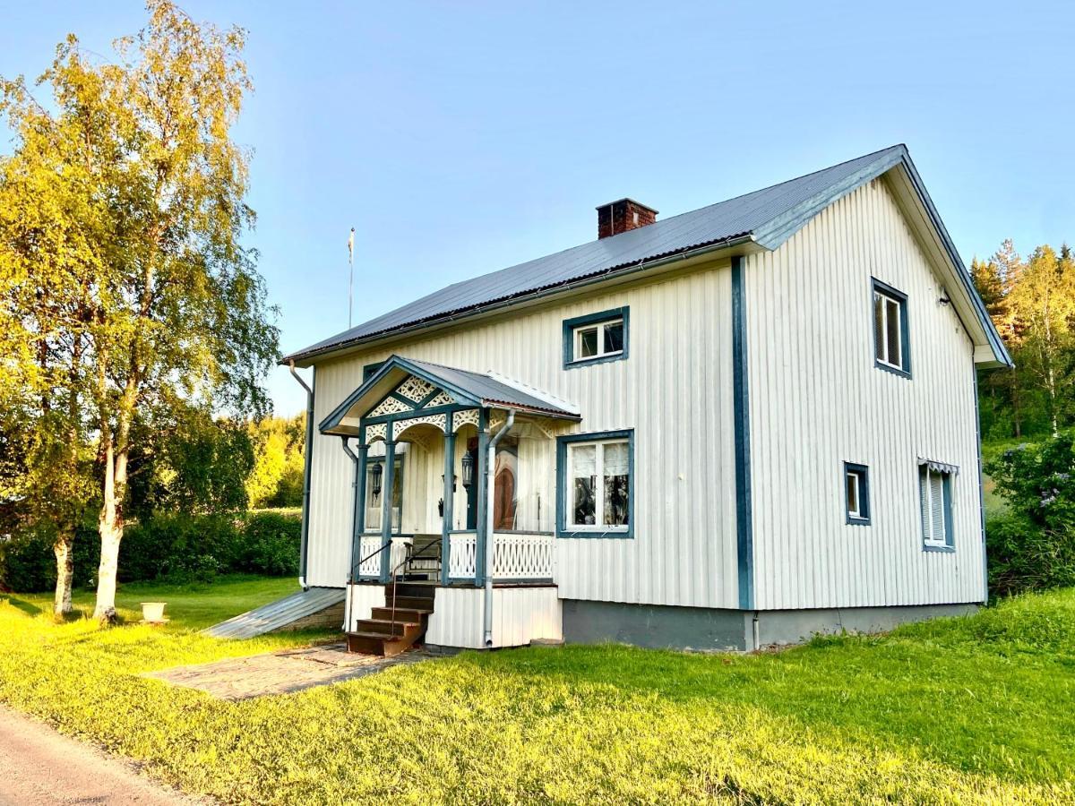 Vildmarksgard Lillviken Стрёмсунд Экстерьер фото